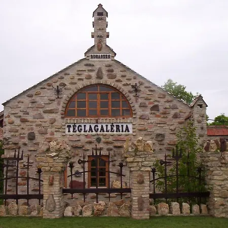 Janos Nyaralo Dom wakacyjny *