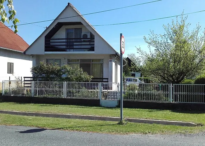 度假居 Janos Nyaralo *