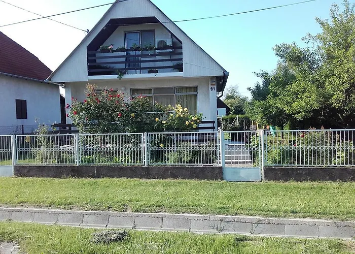 度假居 Janos Nyaralo *